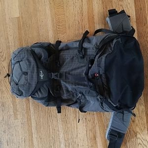 Eagle Creek Truist 45L Tour Pack Unisex hybrid travel/hiking backpack